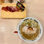 赤酢握り5貫+すごい煮干しらー麺