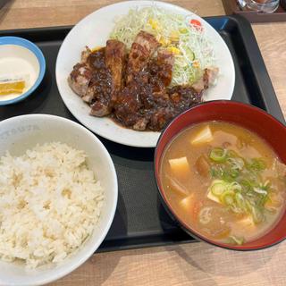 シビ辛麻辣トンテキ定食