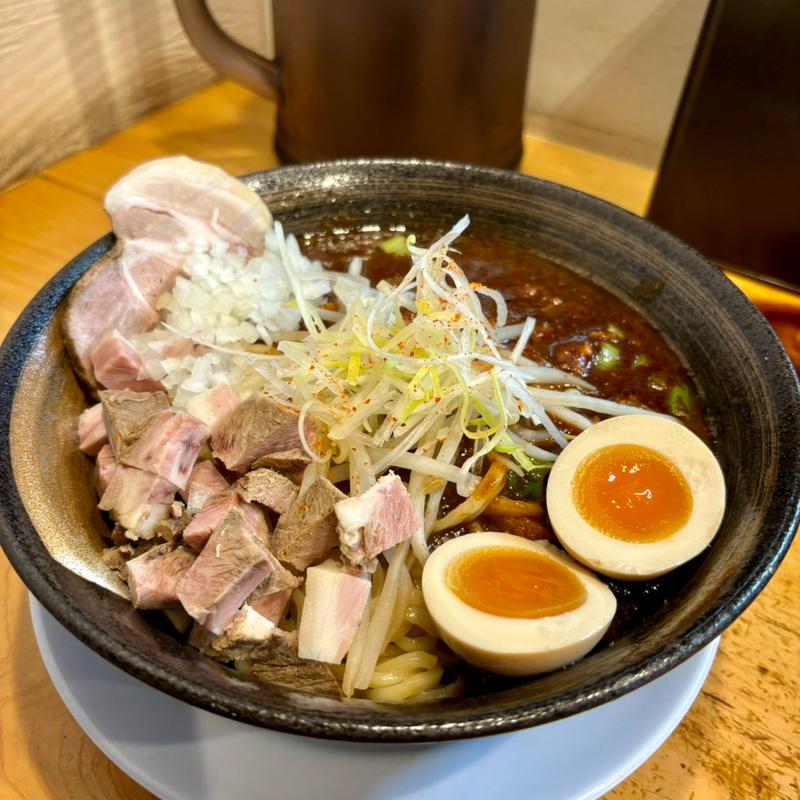 特製みそまぜそば(中華そば おしたに)