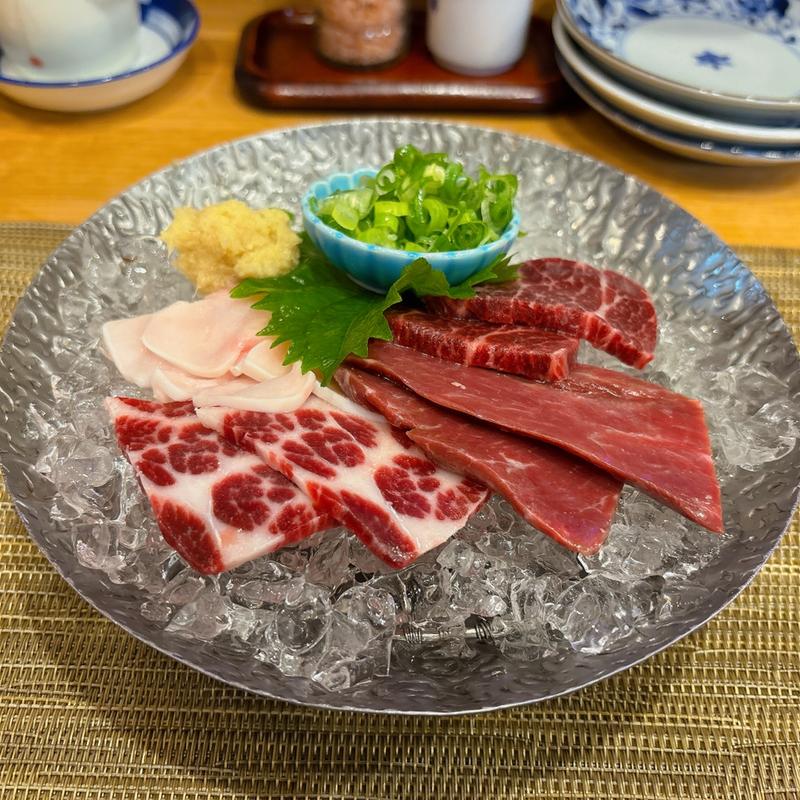 くじら造り4種盛り合せ(いちりん )