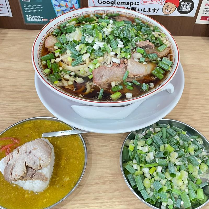 諭吉チャーシュー麺➕ネギ増し➕超ミニミニカレー(諭吉そば Yukichi Soba（旧店名：自家製麺そばっちゃん）)