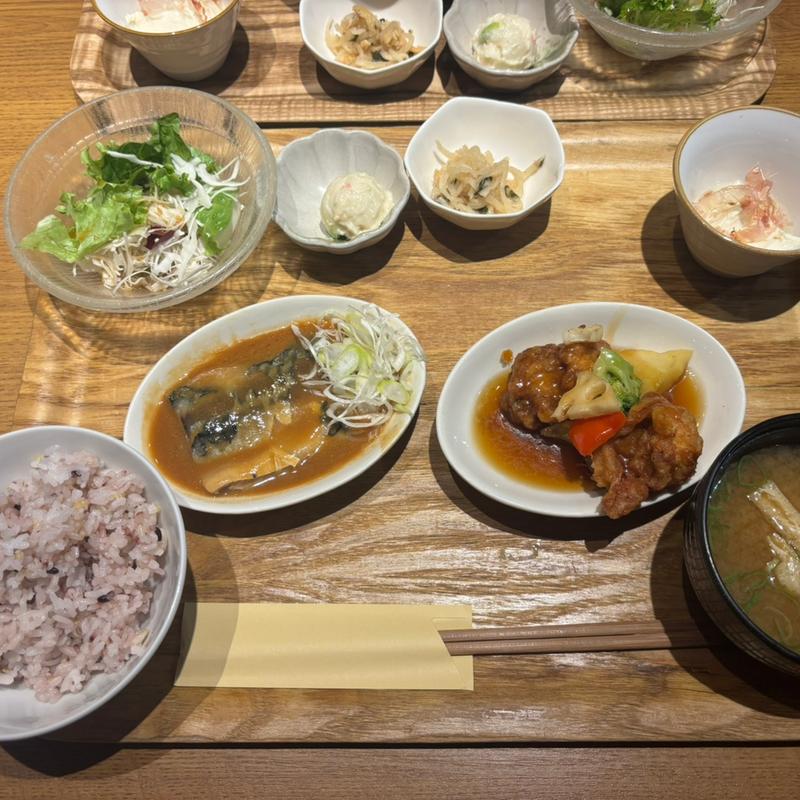 (梅田 阪急三番街 リバーカフェ （RIVER CAFE）)