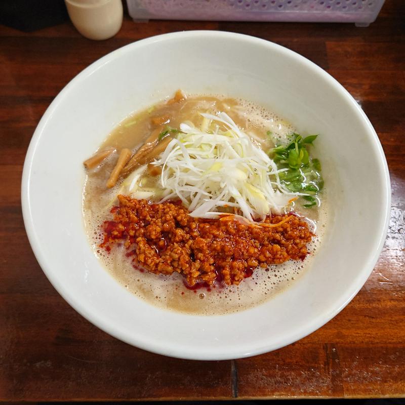 鶏豚ピリ辛ラーメン(らーめん なんぞ屋 )