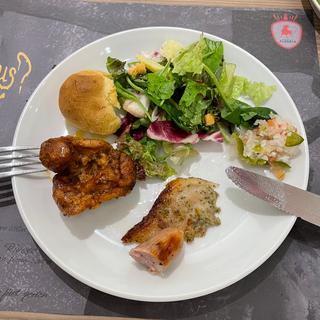 【9,10月限定!】ディナー■希少部位イチボを含むブラジリアンBBQ食べ放題コース■20種シュラスコ＋サイド2品