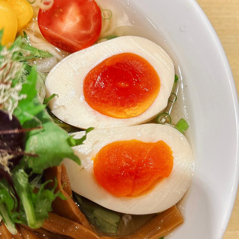玉子(冷やし用半玉追加)(函館塩ラーメン 五稜郭 （ゴリョウカク）)