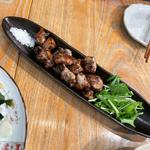 地鶏ももの藁焼き
