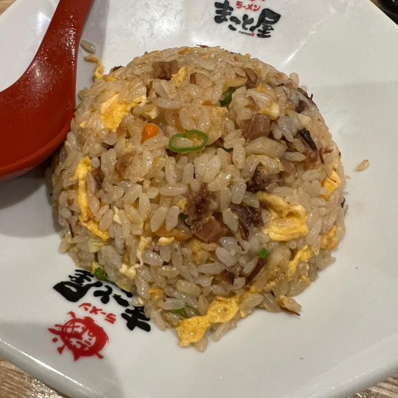 半チャーハン(まこと屋)