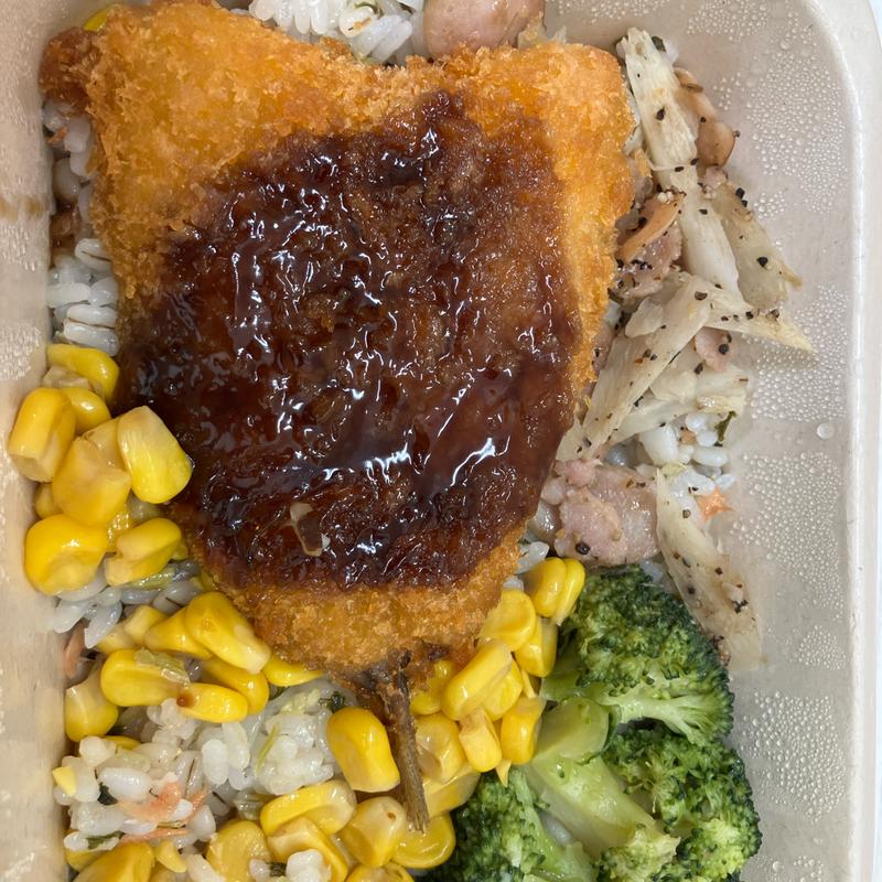 あえて、鯵フライ、大根の葉と干しえびのまぜご飯(株式会社アサヒウェルネスフーズ)