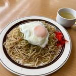玉子やきそば大盛り