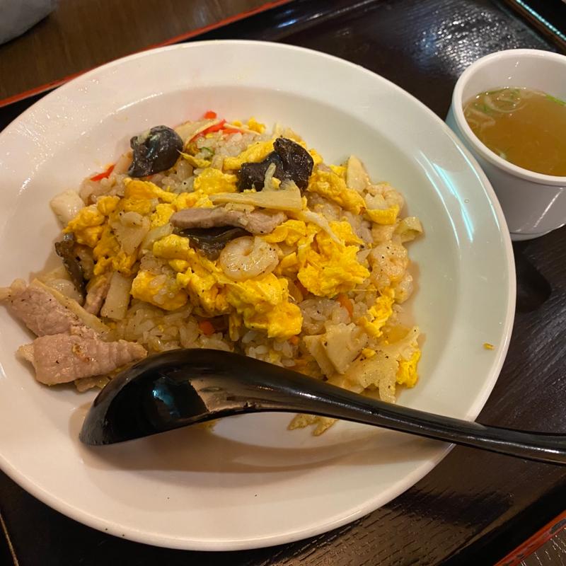 五目炒飯(中華料理 六明閣)