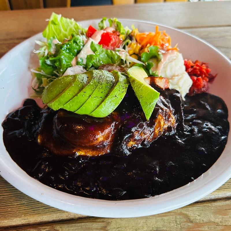 ベーコンエッグカレー(MOGA cafe)