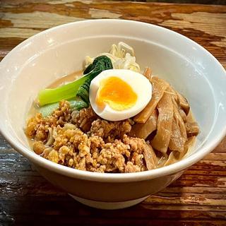 冷やし担々麺(かおたんラーメン えんとつ屋 南青山店)