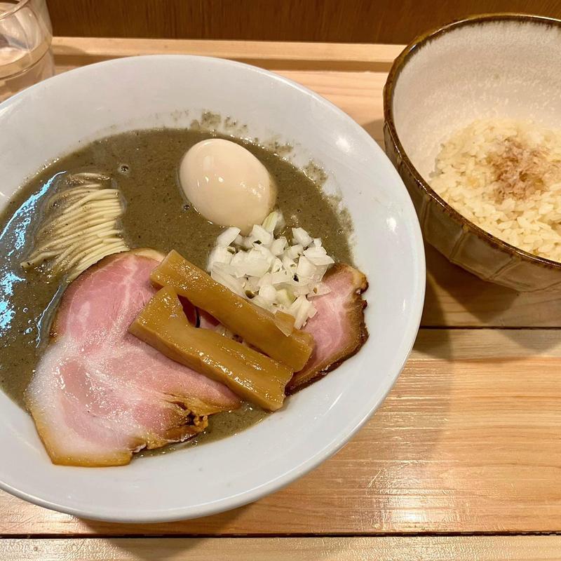 濃厚煮干しそば 煮干しご飯(世田谷中華そば 祖師谷七丁目食堂)