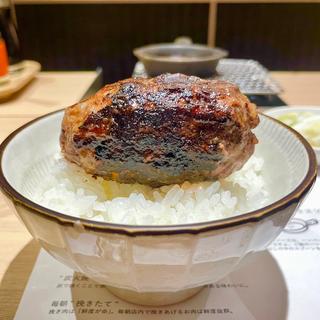 ハンバーグ定食(3個)