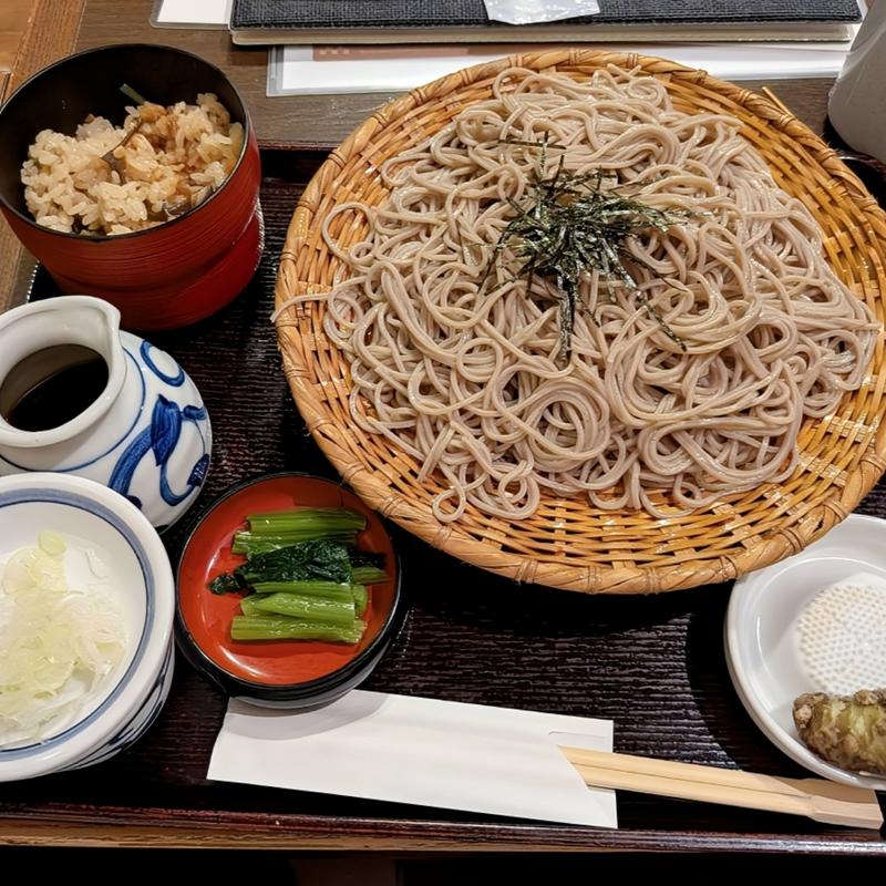 ざるそば  山菜かやくご飯(信州そば処 そじ坊 新大阪駅味の小路店)