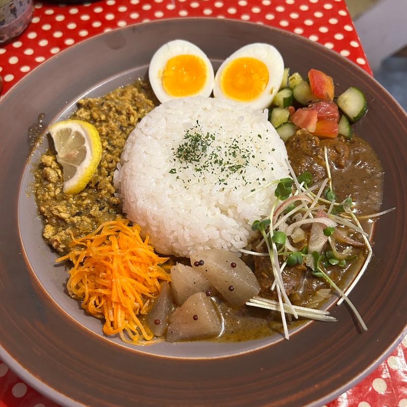 2種あいがけ(mami+spice(マミタスパイス))