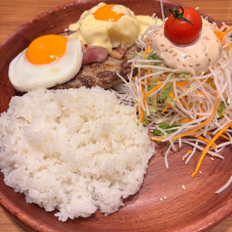 ベーコンエッグベネバーグディッシュ(びっくりドンキー聖蹟桜ヶ丘店)