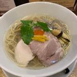 浅蜊とムール貝の汐そば(麺処しろくろ)