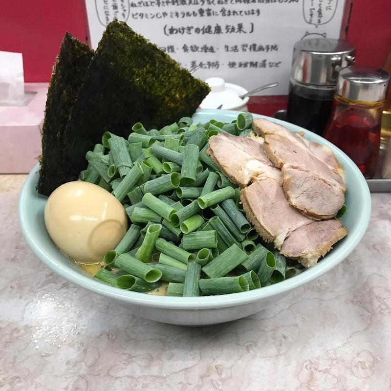 青ねぎラーメン ねぎ増し 味玉(横浜ラーメン寺田家)