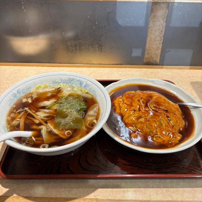 ワンタン天津丼付き(香新)