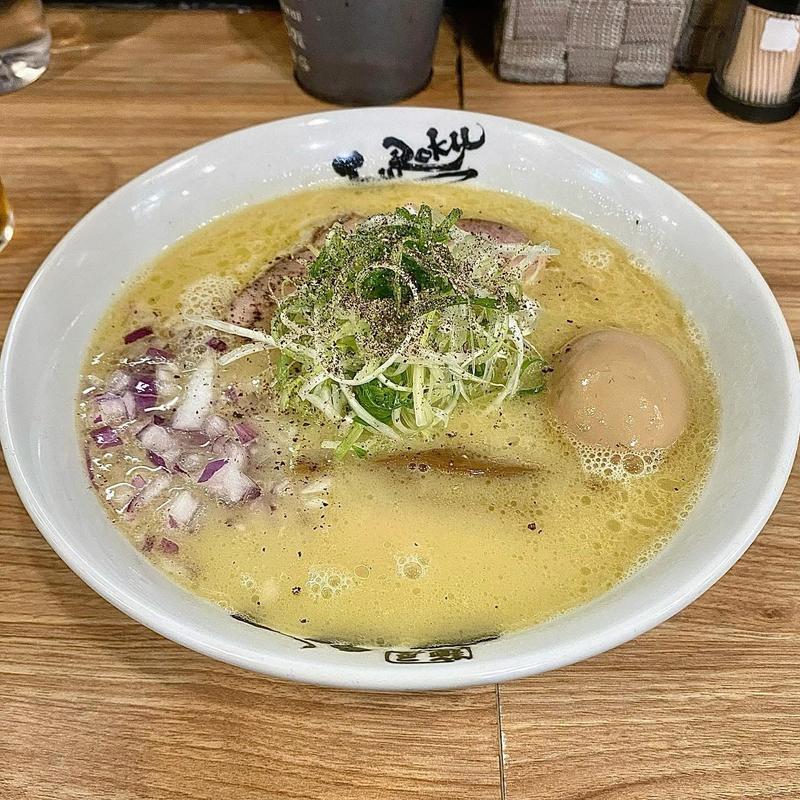 背脂鶏白湯 塩(麺屋丈六 キーノ和歌山)