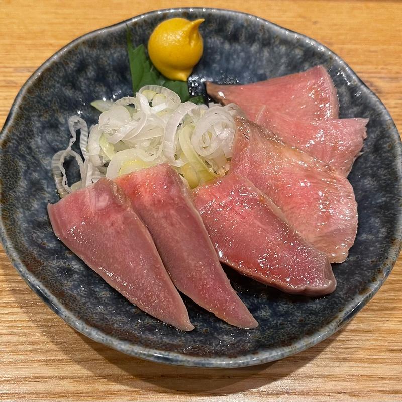 タン生（ハーフ）(動物園通りもつ肉店)