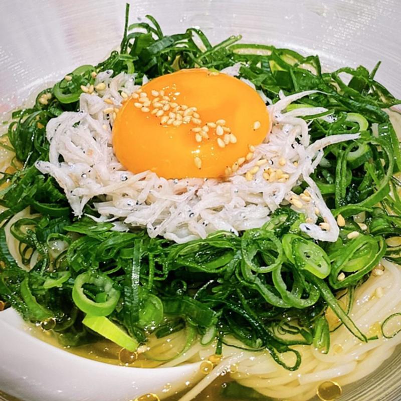 九条ネギとしらす月見そうめん(そうめん　そそそ)