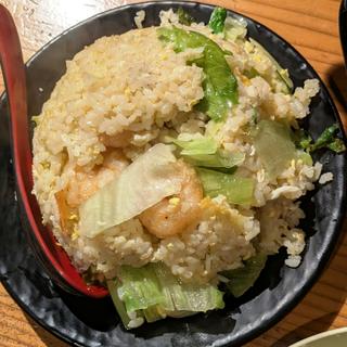 海老チャーハン(乾杯500酒場 新橋店)
