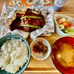 包み焼きハンバーグの朝定食