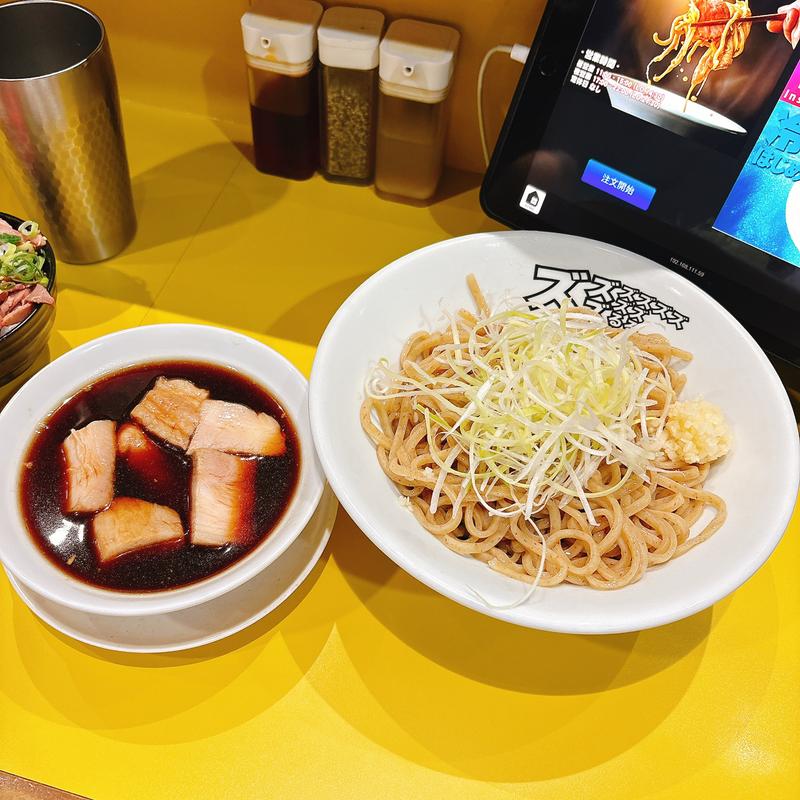 ざるらーめん(肉と麺と)