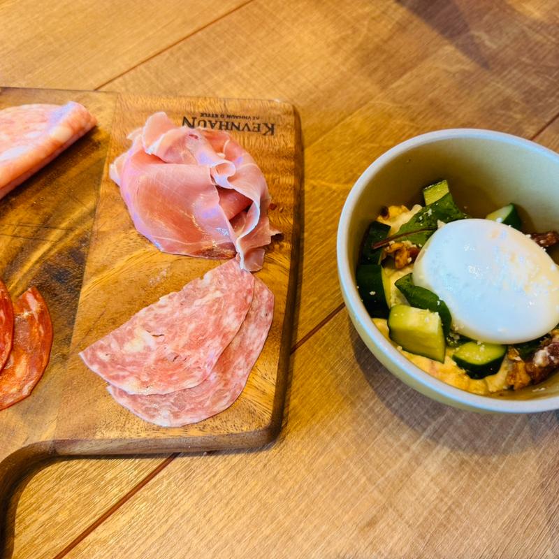 スペイン産8ヶ月熟成生ハムとサラミの盛り合わせ(PISORA 武石インター店)