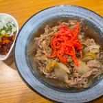 牛丼の頭(武州うどんあかね&みどりダイニング)