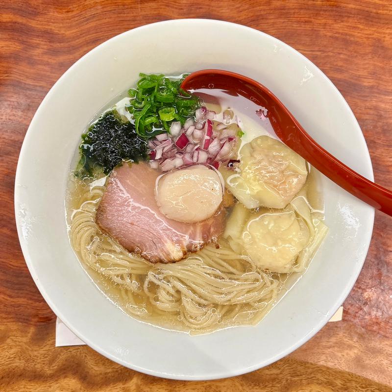 魚介出汁の冷やし塩そば(三馬路 東京店)