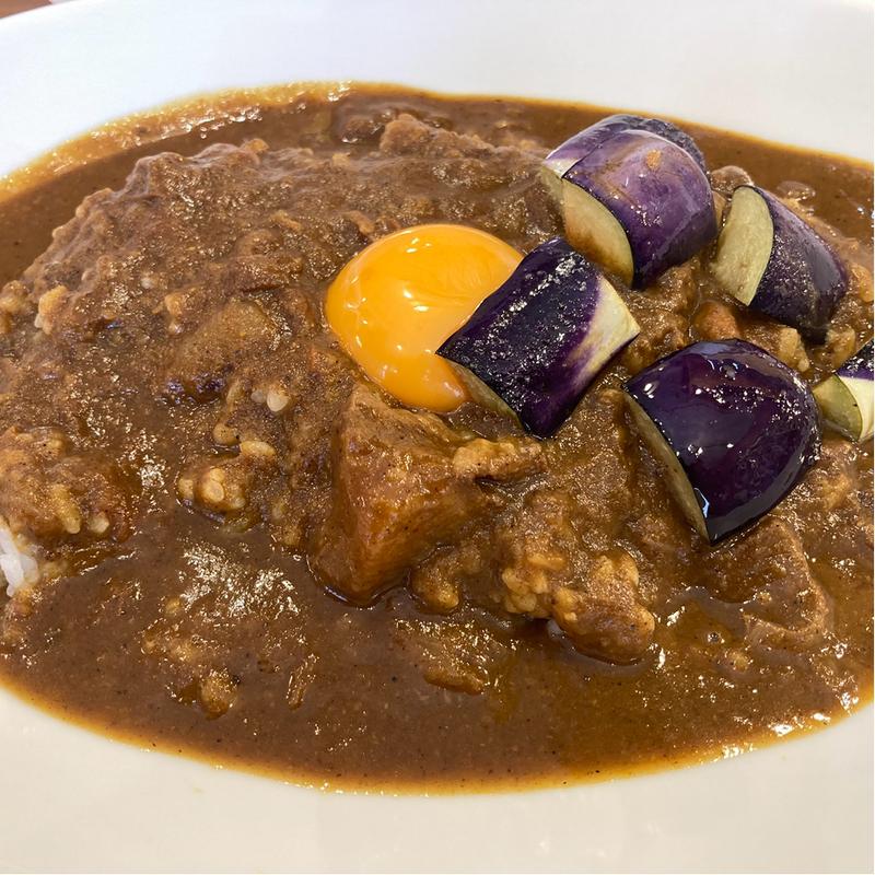 ジャストワンカレー(玉子の黄身トッピング)(ジャストワンカレー)