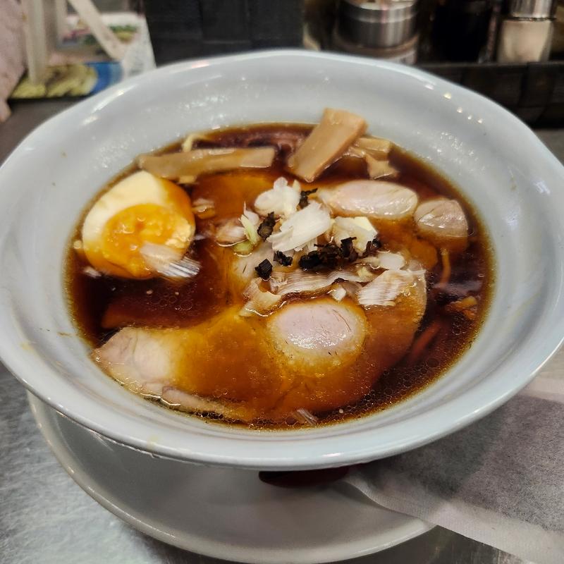 昔ながらの醤油ラーメン(登竜門 )