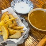 フライドポテト　カレーソース
