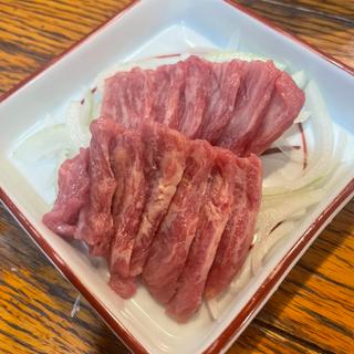 馬刺し(武州うどんあかね&みどりダイニング)