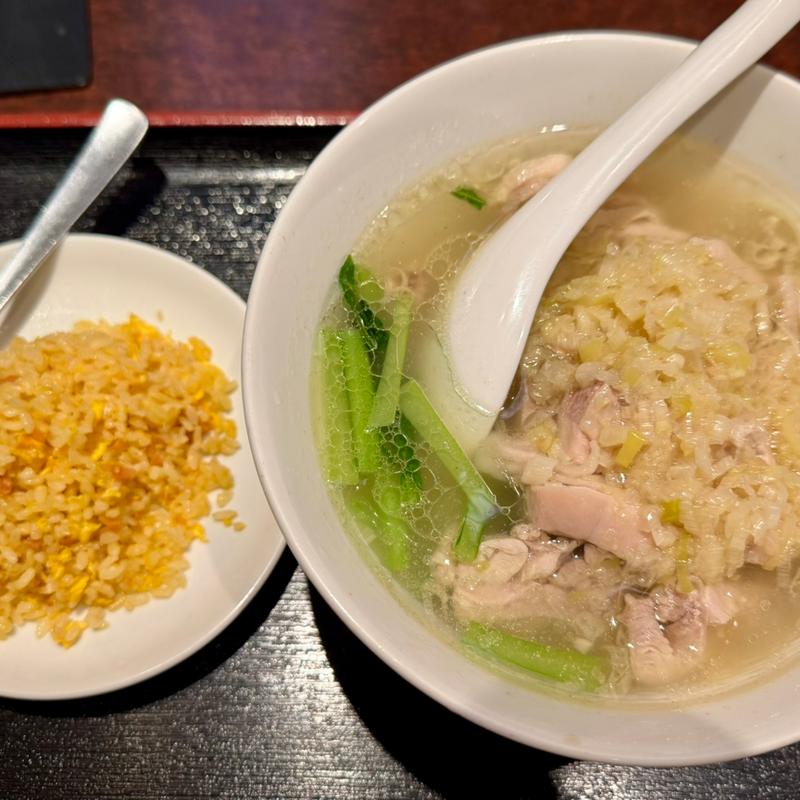 ネギ生姜の蒸し鶏麺セット(南国亭 新宿店)