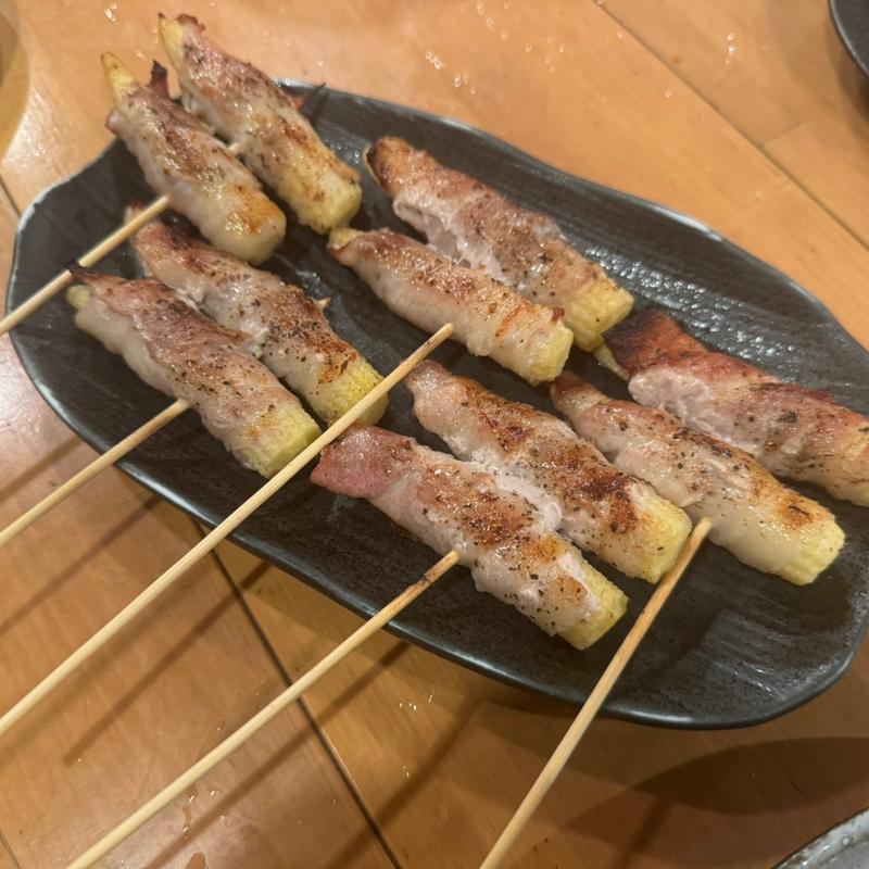 豚バラヤングコーン串(倉蔵商店 （クラゾウショウテン）)