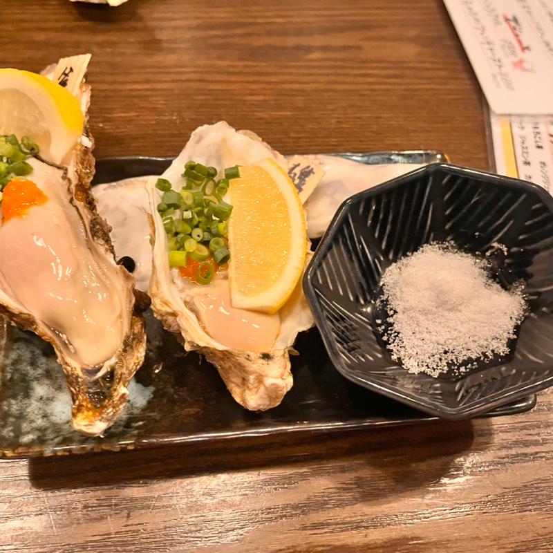 生牡蠣(牡蠣と燻屋かつを 赤羽店)