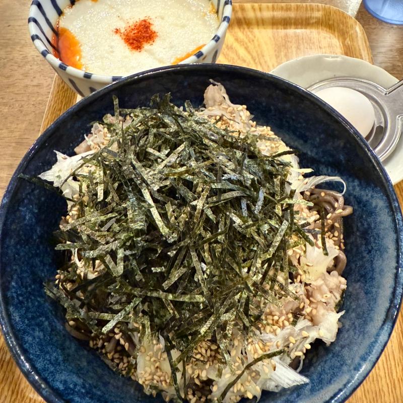 とろろ肉蕎麦(肉蕎麦すず木 常陸多賀店)