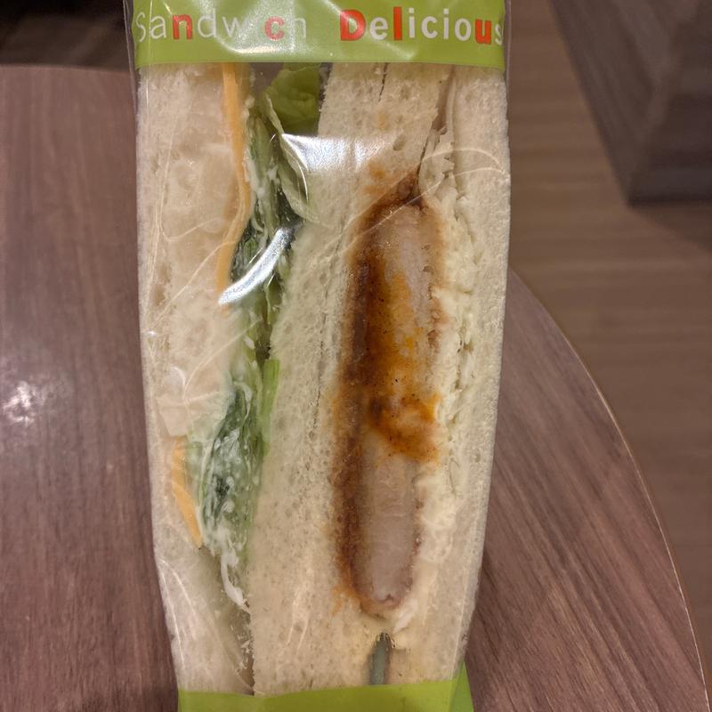 デミカツ＆チーズポテトのコンビサンド(サンマルクカフェ 札幌ル・トロワ店)