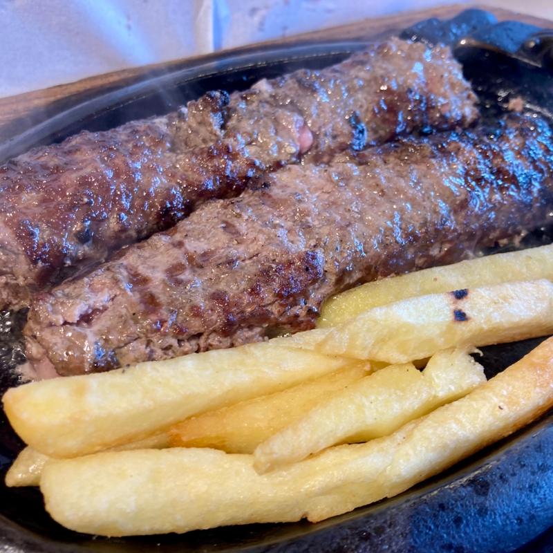 ブロンコおじさんのこだわり炭焼きがんこハンバーグランチ300g(ステーキハウス ブロンコビリー北綾瀬店)