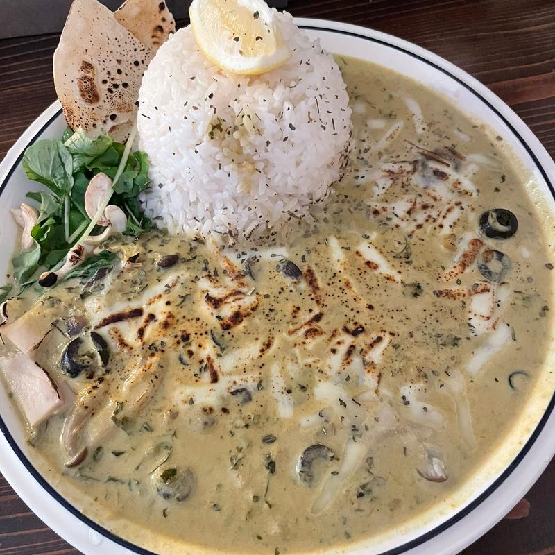 キノコとオリーブ(ヨバレヤ)