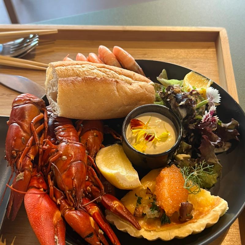 ザリガニパーティー特別プレート(ノルディック・フードバー)