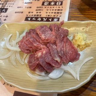 馬刺し(武州うどんあかね&みどりダイニング)