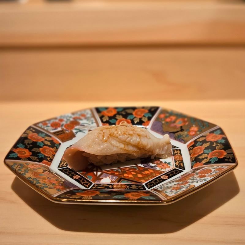 ホッキ貝 握り(築地青空三代目 博多)