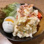 自家製ポテトサラダ(泥亀 （ドロガメ）)