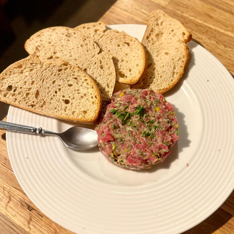黒マグロのタルタル(Shrimp Bank)