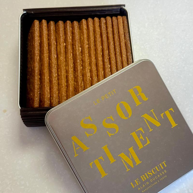 LE BISCUIT(ル・ショコラ・アラン・デュカス 東京工房)